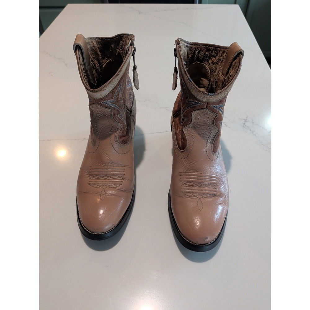 ariat boots womens zip up Style 10007966 Size 8.5B